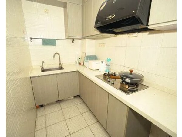 Dongguan Shiguang Apartment (Guomao Huiyi City)