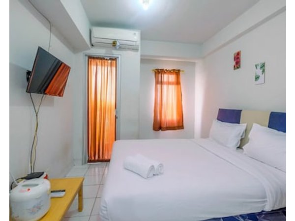Comfortable And Homey Studio Apartment At Dramaga Tower Near Ipb By Travelio