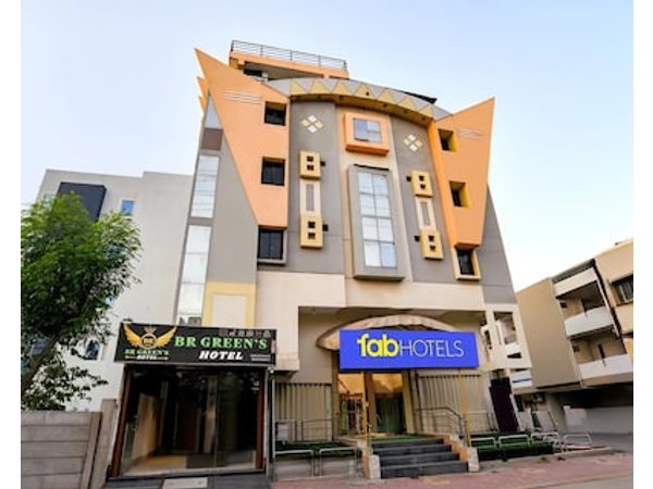 Fabhotel Br Green