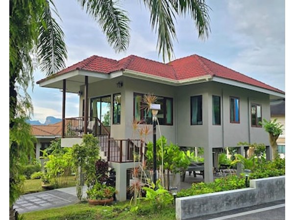 Krabi Green Hill Pool Villas