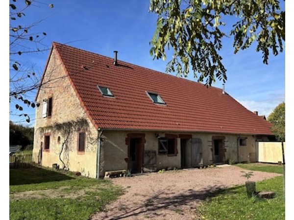 Cozy Ecological Cottage in Sologne Bourbonnaise Pets Allowed Parking