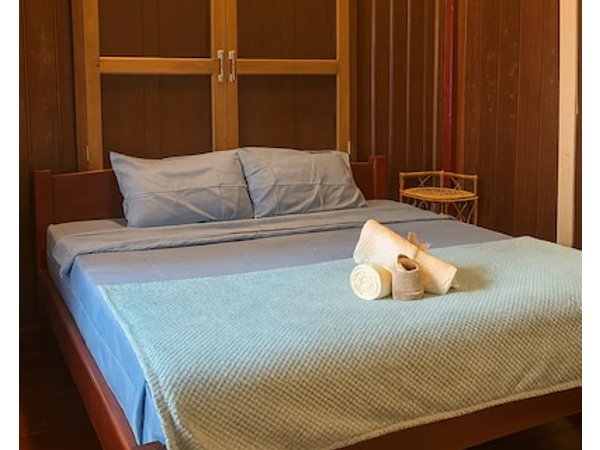 Blue monkey - Bouldering Guesthouse