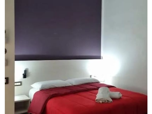 Casa Maluma - Double Room with Kitchenette in the Heart of Naples