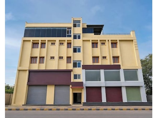 Fabhotel Prestige Lake Ridge