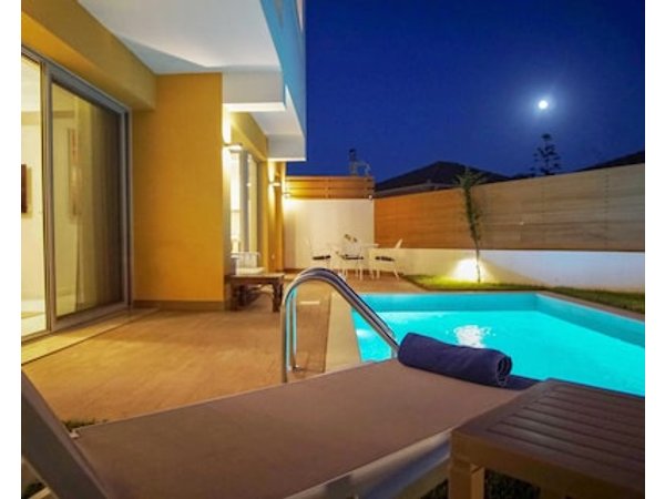 Tessera Villas Collection