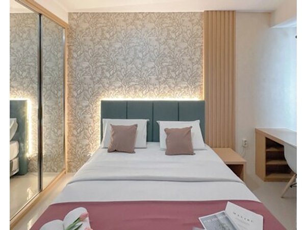 Simple and Chic Studio Near UBAYA At Kyo Society Apartment By Travelio