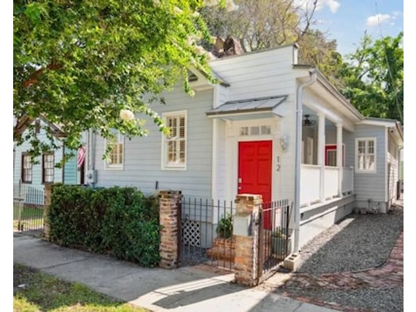The Agave- 3 Bedroom Historic Cottage