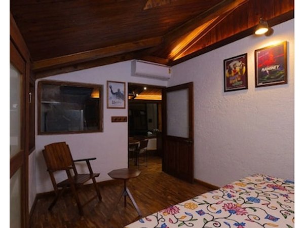 Aasmaani Cottage