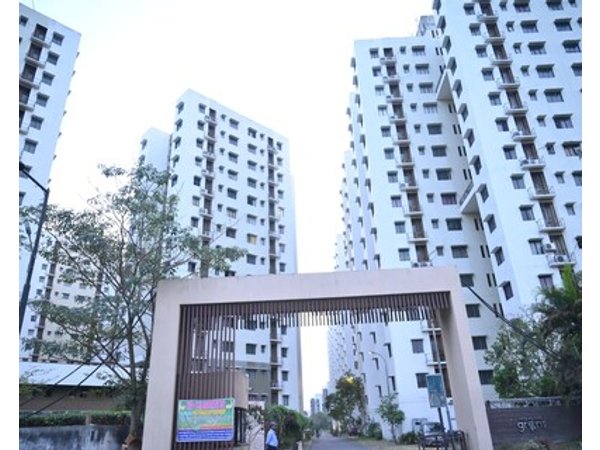 Fully Furnished Family/friendly Cozy 2-bedroom Apartment With Ac Wifi