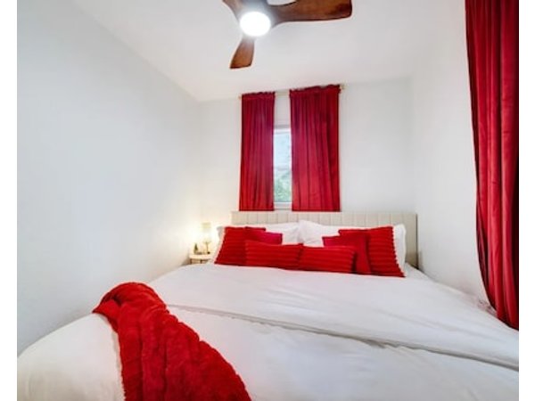 FirstMarket-Opulent Downtown Getaway