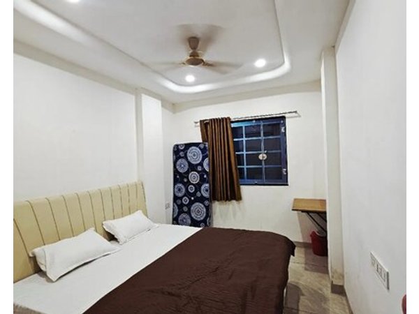Aadishwar Stay