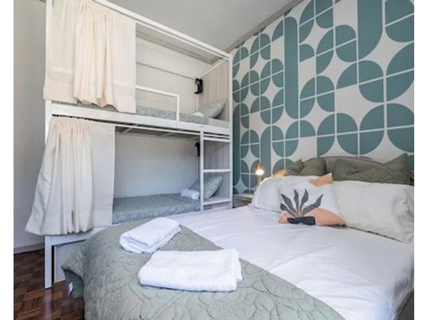 Walk in Hostel Faro Airport