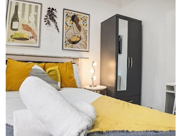 Modern Retreat in Birmingham