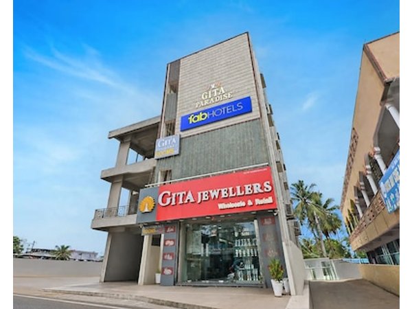 FabHotel Gita Residency