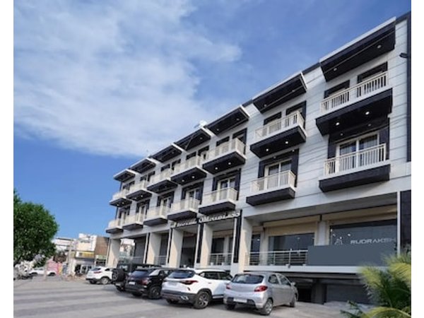 Hotel Omnibliss