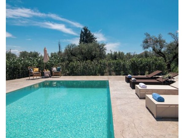 Astarte Villas - The Pine Tree Villa With Pool