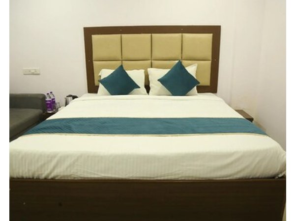 Hotel Vsr International