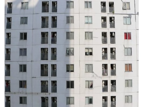 Comfort And Modern 2br At Bassura City Apartment
