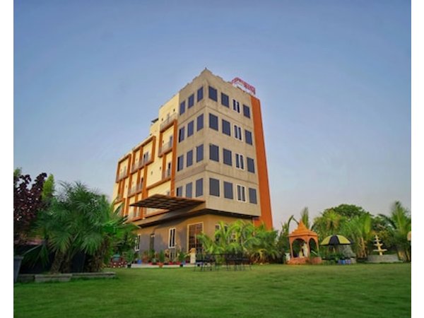 Shreenath Resort