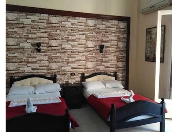 New Palace Hotel