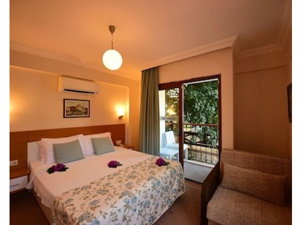 Perdikia Hill Hotel And Villas