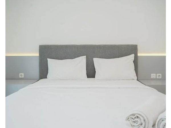 Minimalist And Serene 1br At Bintaro Embarcadero Apartment