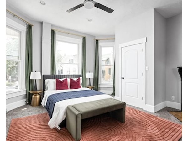 Spacious 4-bedroom House In Enchanting Indianapolis With Bbq Games And Firepit