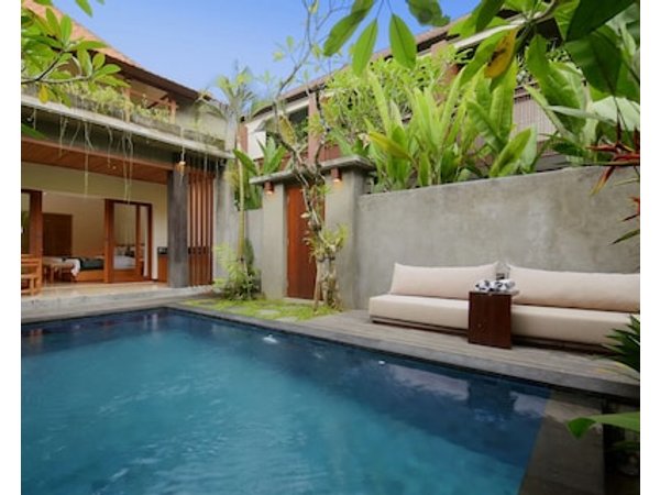 JAPA Suites & Villas