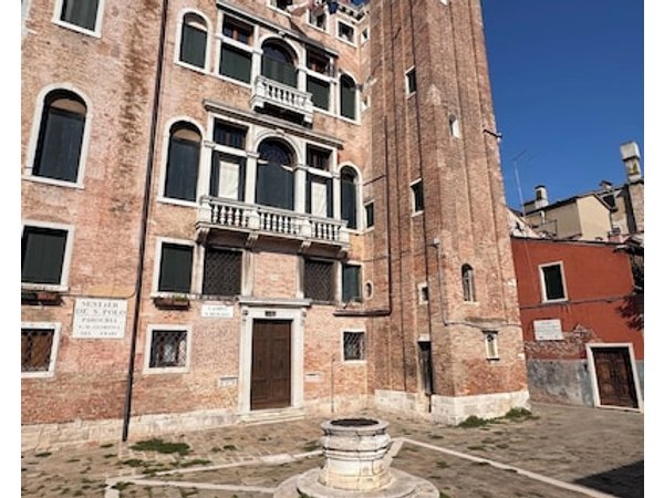 Sweet Charm In Venice