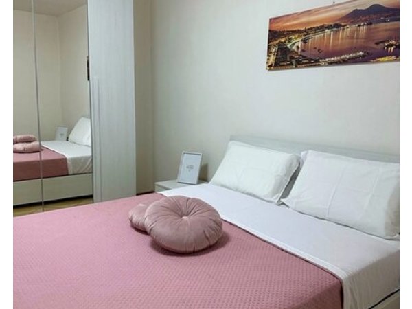 Sasha's House || Holiday Home in Naples Center