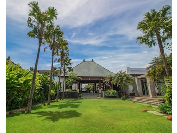 S18 Bali Villas
