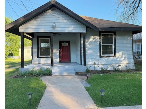 3-bedroom House In Charming Waco With Wifi Ac. Start Your Getaway