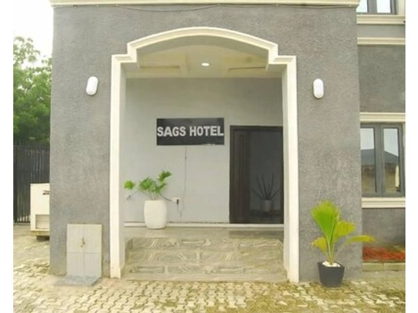 Sags Apartments