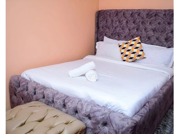Cozy Naivasha Apartment With Mountain Views