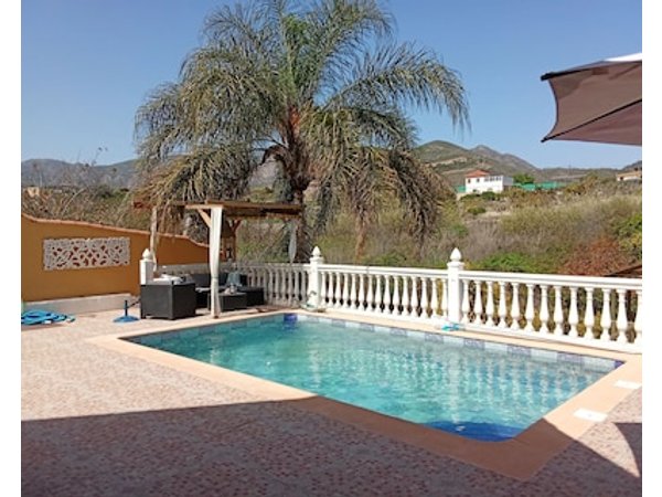 Cozy Campground In Beautiful Salobrena With Wifi Ac