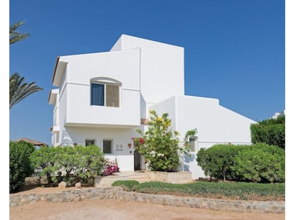 VESTA - Luxury Villa - 5BR - White Villas
