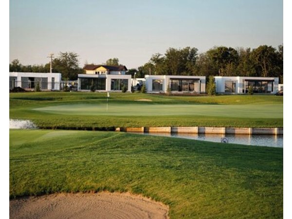 Luxury Villas near Bucharest National Golf