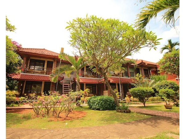 ZEN Rooms Lovina Beach