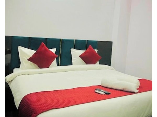 Sky Hotel
