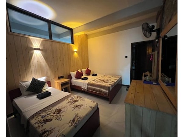 Dimuthu Home Stay