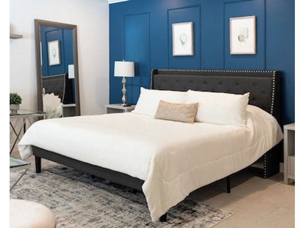 Charming Studio In Delightful Naples With King Bed Soaking Tub & Private Patio