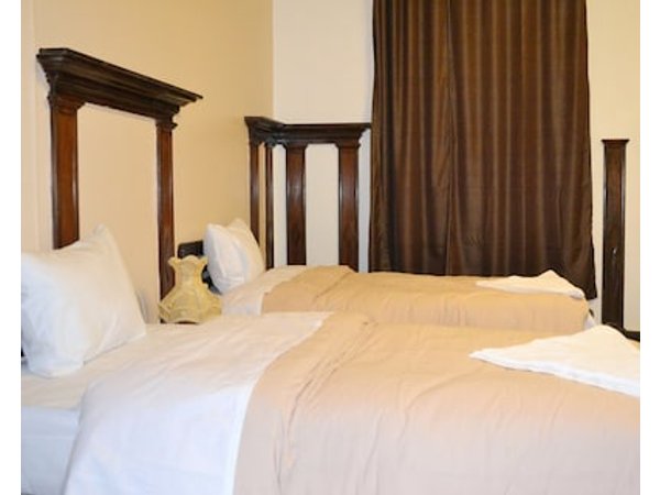 Cecilia Hostel