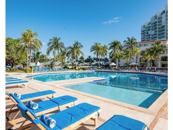 Beachscape Kin Ha Villas & Suites
