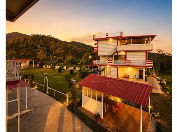 M2LambardaarStay