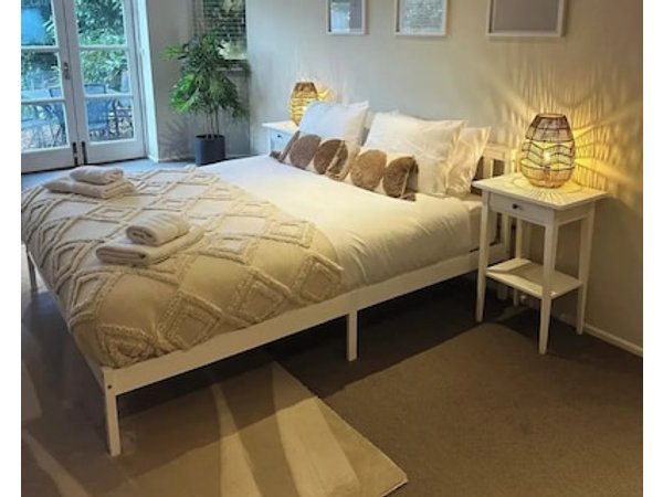 Woodfalls Luxury Getaway Sleeps 6