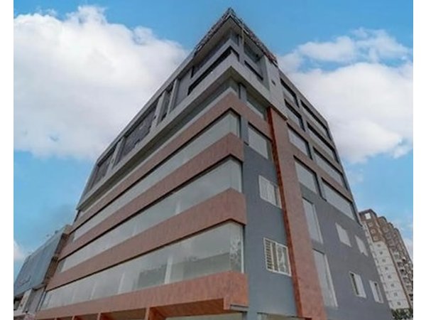 Hotel Tree Suites Next Airport Inn