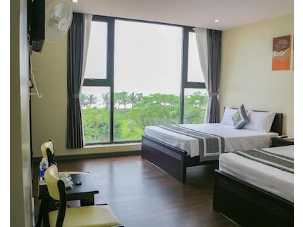 Y - Hotel