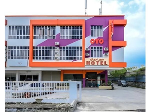 Get Inn Hotel at 1 Capital Holdings