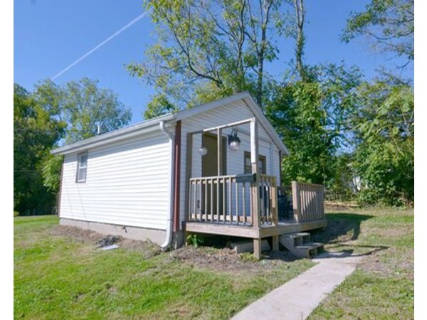 Southern Bloom Cottage