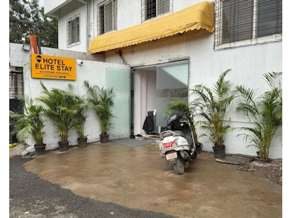 Hotel Elite Stay - Mahalunge Pune